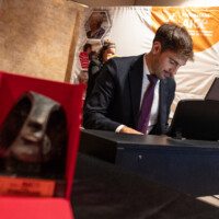 Antonio Morant al piano amenizando la velada.