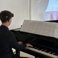 Nico al piano