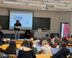 Javier Granero y Carlos Sáez en la charla en la Universitat Jaume I de Castelló
